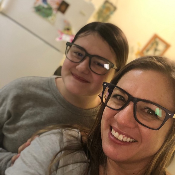 Meet your Posher, Lisa - Picture 3 of 8